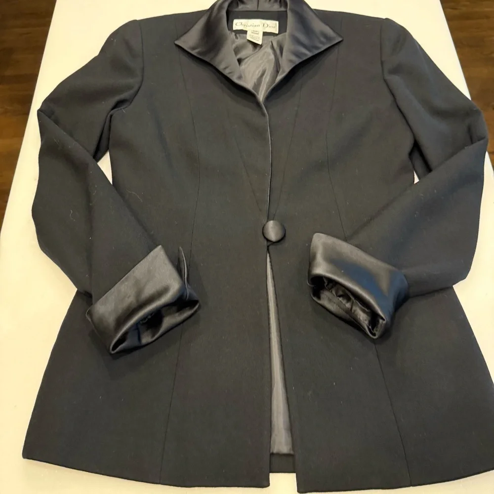 Christian Dior Women’s Black Wool Blazer With Satin Cuffs & Collar Sz 2P
